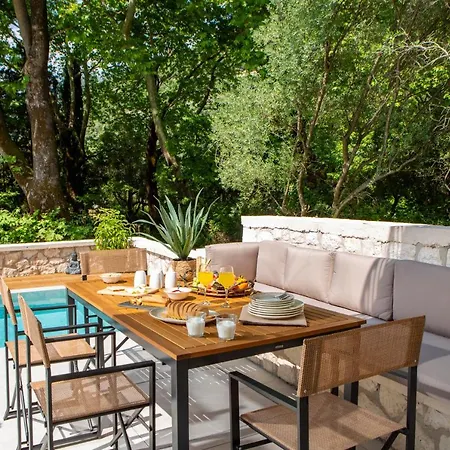 White River Villa