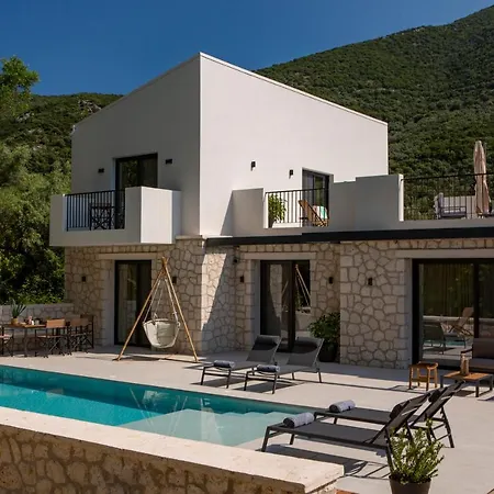 White River Villa Nydri (Lefkada)
